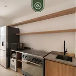 Centric 2 Bedroom Condo - Gym - Open Air Cinema