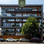 Centric 2 Bedroom Condo - Gym - Open Air Cinema