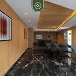 Centric 2 Bedroom Condo - Gym - Open Air Cinema