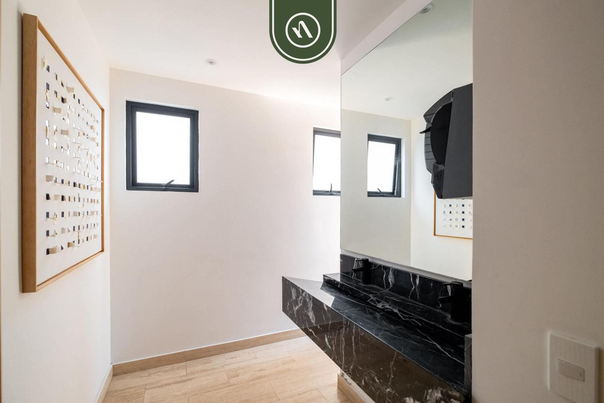 Apartment Centric 2 Bedroom - Gym - Open Air Cinema